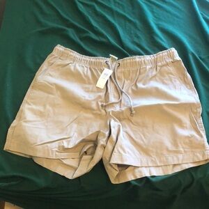 LL Bean Dock Shorts 6"